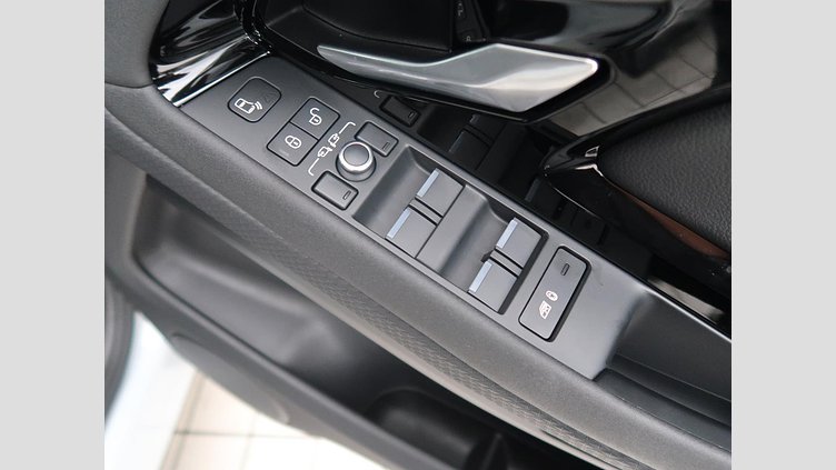 2020 認定中古車 Land Rover Range Rover Evoque Yulong White ディーゼル Ｒ－ダイナミック Ｓ