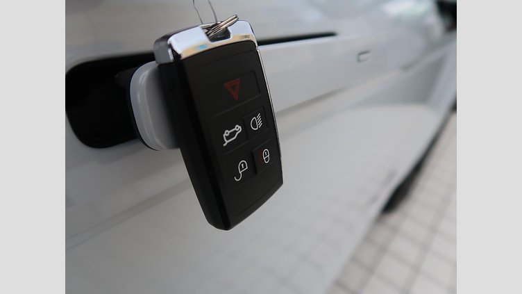 2020 認定中古車 Land Rover Range Rover Evoque Yulong White ディーゼル Ｒ－ダイナミック Ｓ