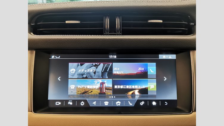 2016 認定中古車 Jaguar XF グレイシャーホワイト 2.0L　ターボ プレステージ