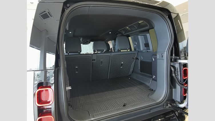 2023 認定中古車 Land Rover Defender 110 Eiger Grey 110X-DYNAMIC SEイースナーED3.0L D300 110X-DYNAMIC SEイースナーED3.0L D300