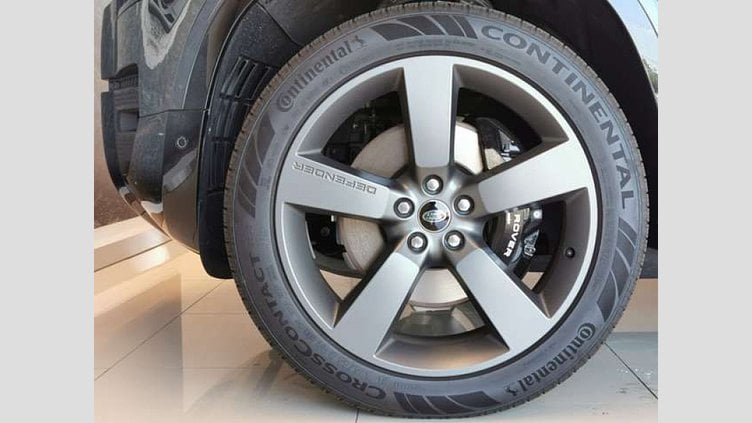 2023 認定中古車 Land Rover Defender 110 カルパチアングレイ 110 V8 5.0L P525 110 V8 5.0L P525