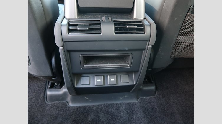 2023 認定中古車 Land Rover Defender 110 Fuji White D300 110S