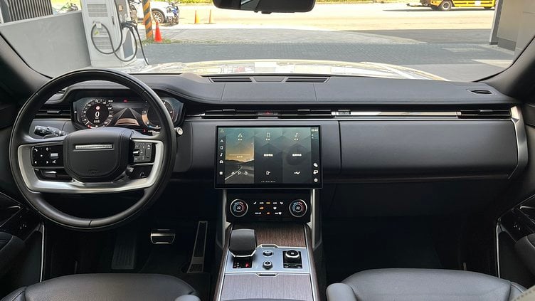 2022 認證中古車 Land Rover Range Rover (1EJ) Ostuni Pearl White 珍珠白 D350 柴油 (輕油電混合) 標準軸距 SE