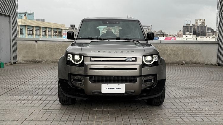 2024 認證中古車 Land Rover Defender 110 Silicon Silver 300 PS X-Dynamic SE