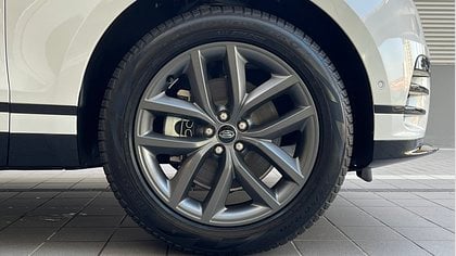 Range Rover Velar 5