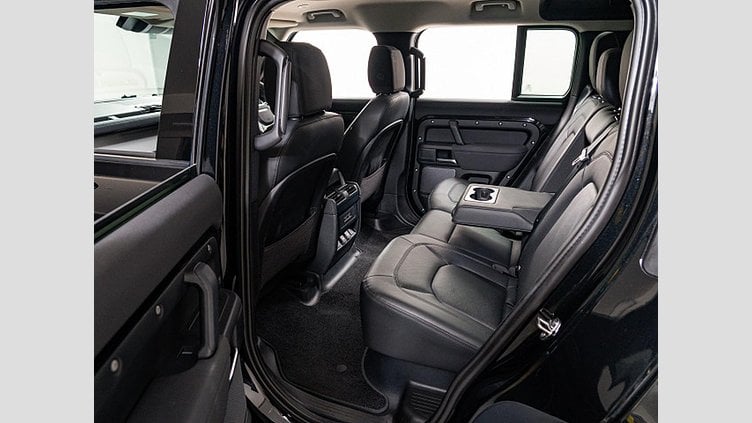 2023 認定中古車 Land Rover Defender 110 Santorini Black ディーゼル S