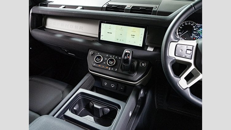 2023 認定中古車 Land Rover Defender 110 Santorini Black ディーゼル S