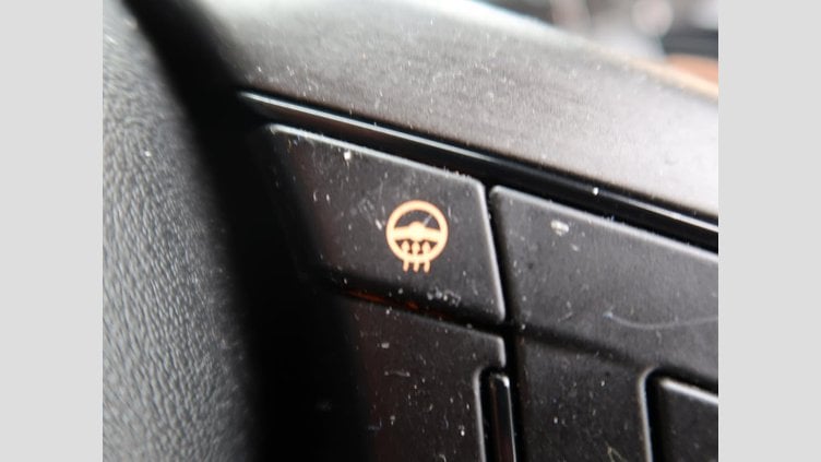 2014 認定中古車 Jaguar F-Type サルサレッド ガソリン Ｒクーペ