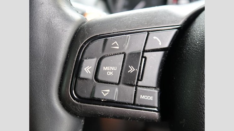 2014 認定中古車 Jaguar F-Type サルサレッド ガソリン Ｒクーペ