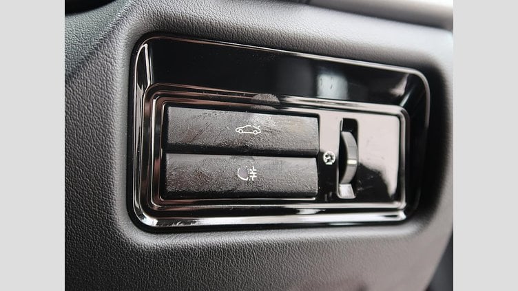 2014 認定中古車 Jaguar F-Type サルサレッド ガソリン Ｒクーペ