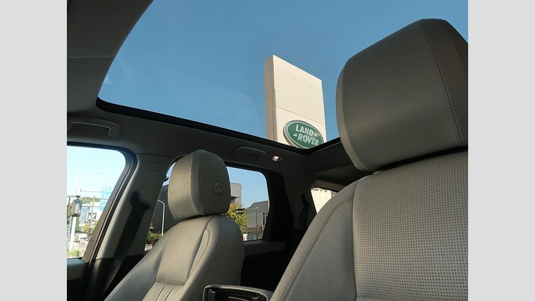 2018 認定中古車 Land Rover Discovery Sport Silicon Silver ディーゼル HSE