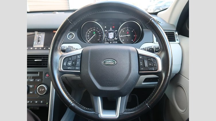 2018 認定中古車 Land Rover Discovery Sport Silicon Silver ディーゼル HSE