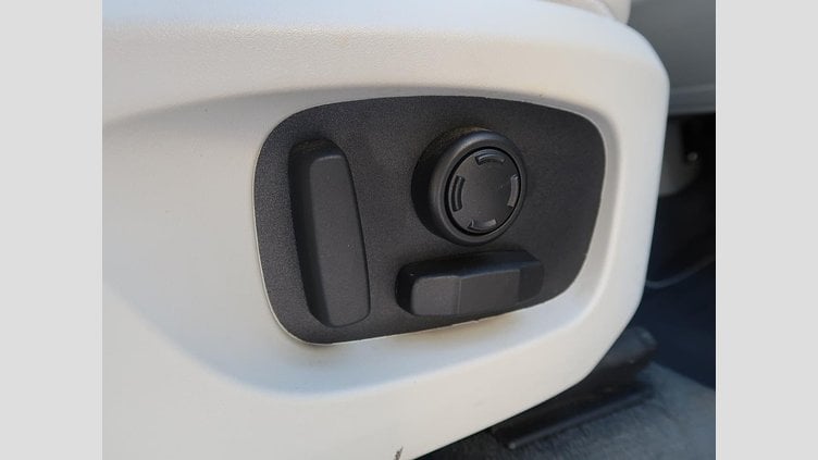 2018 認定中古車 Land Rover Discovery Sport Silicon Silver ディーゼル HSE