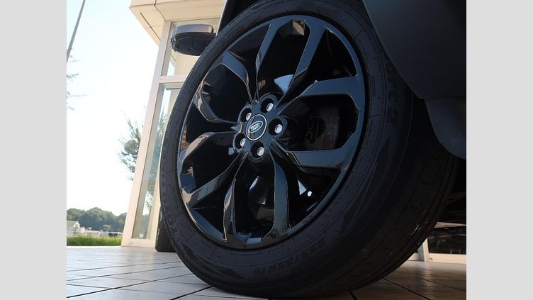 2018 認定中古車 Land Rover Discovery Sport Silicon Silver ディーゼル HSE