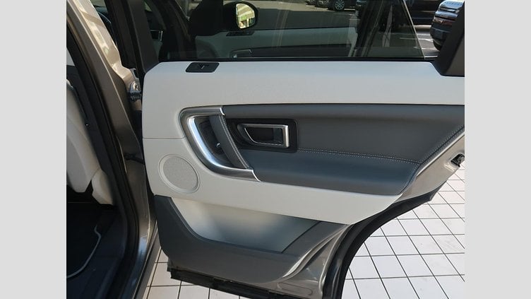 2018 認定中古車 Land Rover Discovery Sport Silicon Silver ディーゼル HSE
