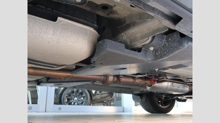 2018 認定中古車 Land Rover Discovery Sport Silicon Silver ディーゼル HSE