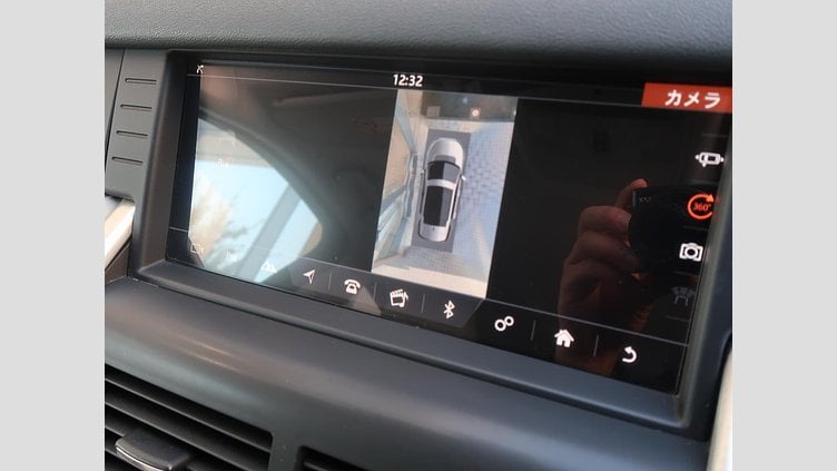 2018 認定中古車 Land Rover Discovery Sport Silicon Silver ディーゼル HSE