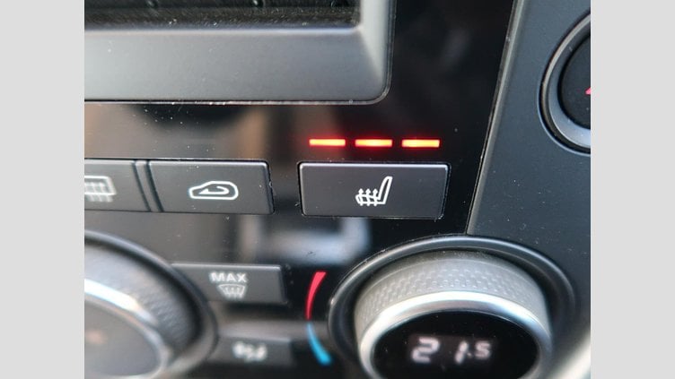 2018 認定中古車 Land Rover Discovery Sport Silicon Silver ディーゼル HSE