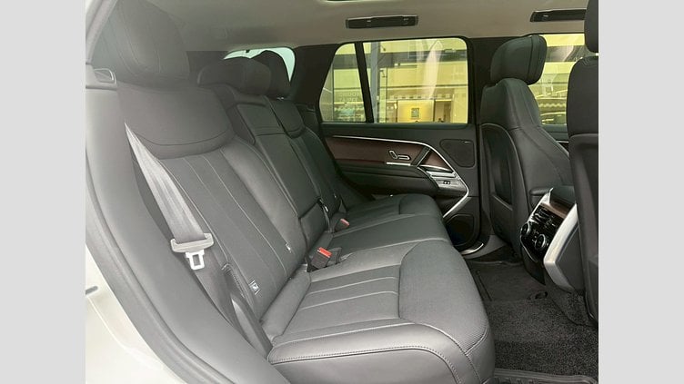2024 認證中古車 Land Rover Range Rover (1EJ) Ostuni Pearl White 珍珠白 P400 汽油 (輕油電混合) 標準軸距 SE