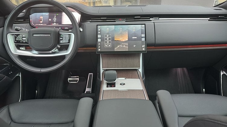 2024 認證中古車 Land Rover Range Rover (1EJ) Ostuni Pearl White 珍珠白 P400 汽油 (輕油電混合) 標準軸距 SE