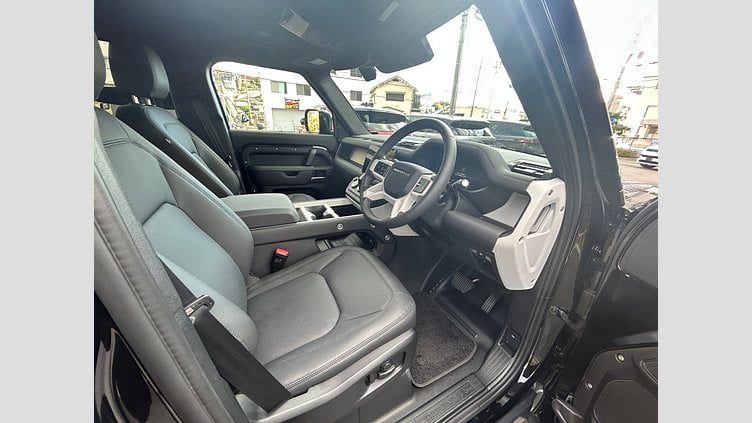 2024 認定中古車 Land Rover Defender 110 Santorini Black 2.0L　P300 DynamicSE