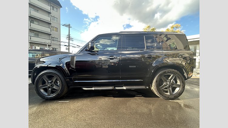 2024 認定中古車 Land Rover Defender 110 Santorini Black 2.0L　P300 DynamicSE
