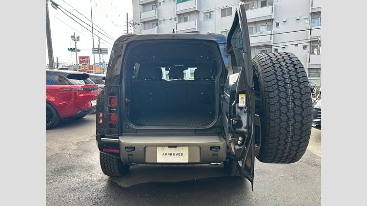 2024 認定中古車 Land Rover Defender 110 Santorini Black 2.0L　P300 DynamicSE