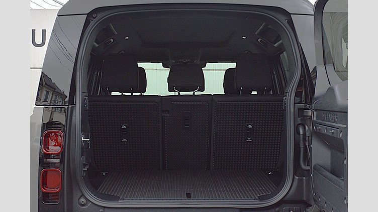 2025 認定中古車 Land Rover Defender 110 Silicon Silver D350  AWD HAKUBA EDITION