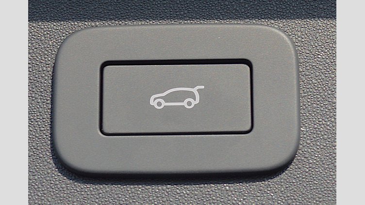 2024 認定中古車 Land Rover Discovery Sport Fuji White AWD D200 DYNAMIC SE  5+2