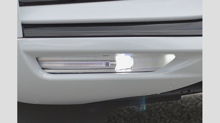 2021 認定中古車 Jaguar F-Pace Yulong White D200 AWD R-DYNAMIC SE