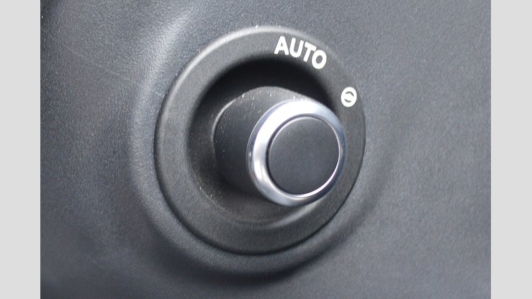 2022 認定中古車 Land Rover Range Rover Sport シャラントグレイ 3.0リッター6気筒300PSターボチャージドディーゼルMHEV（オートマチック） S