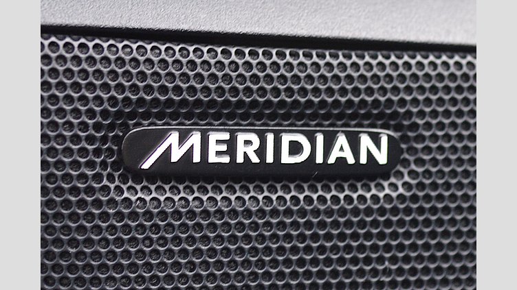 2022 認定中古車 Land Rover Range Rover Sport シャラントグレイ 3.0リッター6気筒300PSターボチャージドディーゼルMHEV（オートマチック） S