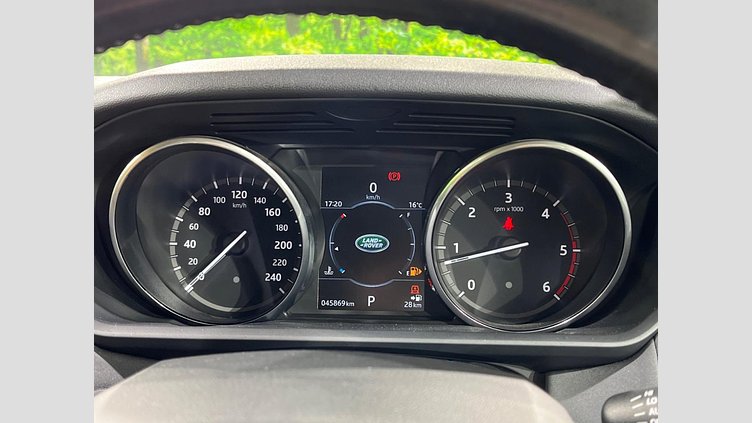 2018 認定中古車 Land Rover Discovery Corris Grey ４WD HSE