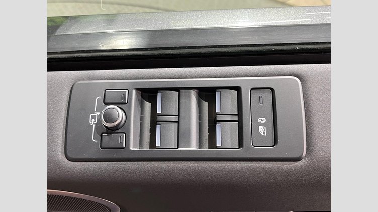 2018 認定中古車 Land Rover Discovery Corris Grey ４WD HSE