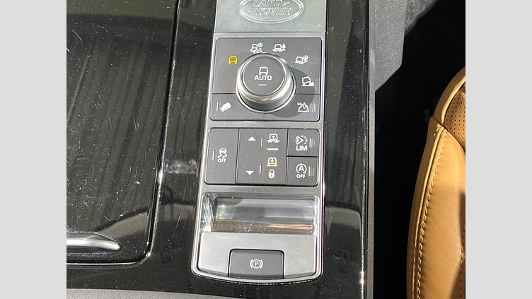 2018 認定中古車 Land Rover Discovery Corris Grey ４WD HSE