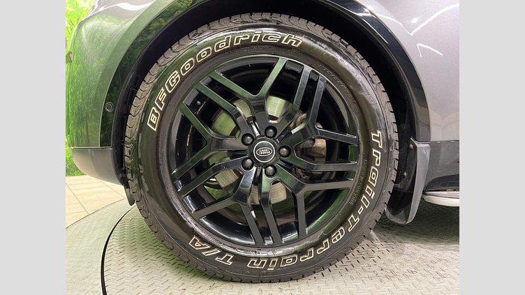 2018 認定中古車 Land Rover Discovery Corris Grey ４WD HSE