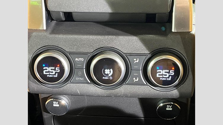 2018 認定中古車 Land Rover Discovery Corris Grey ４WD HSE