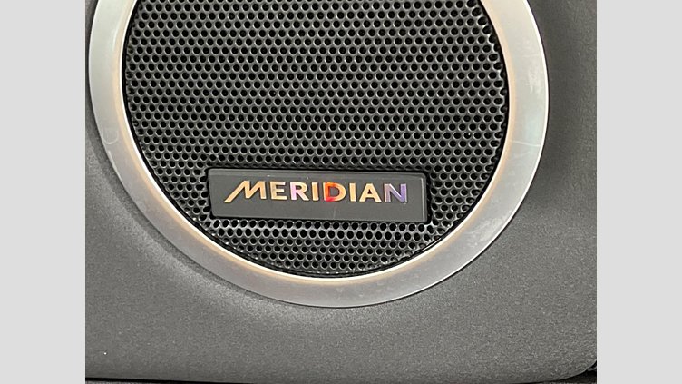 2018 認定中古車 Land Rover Discovery Corris Grey ４WD HSE