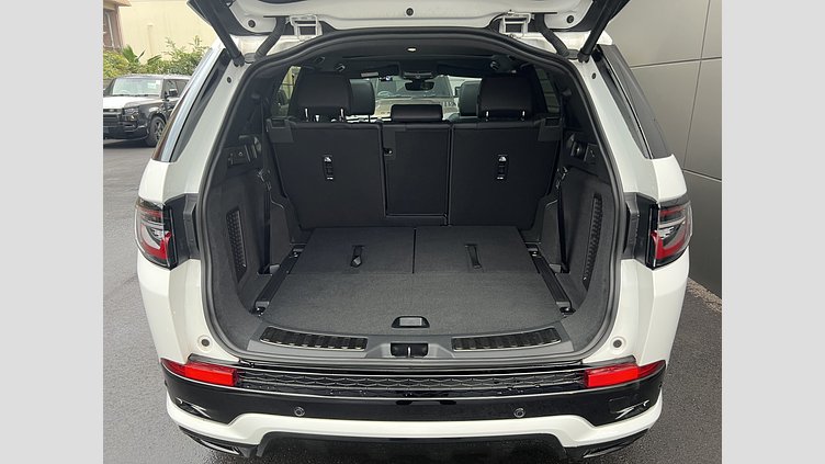 2023 認定中古車 Land Rover Discovery Sport Fuji White 4WD R-Dynamic S P250  5+2シート