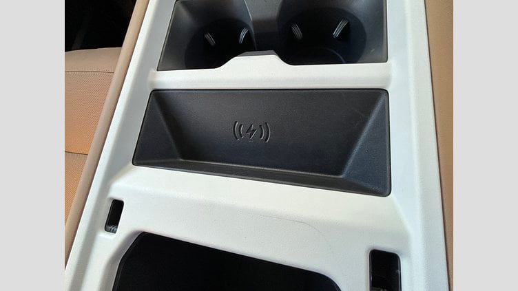 2025 認定中古車 Land Rover Defender 110 Santorini Black 3.0L D350 DynamicHSE