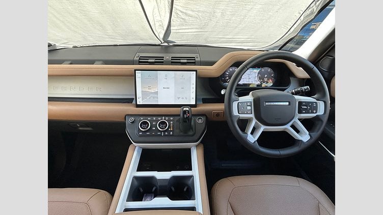 2025 認定中古車 Land Rover Defender 110 Santorini Black 3.0L D350 DynamicHSE