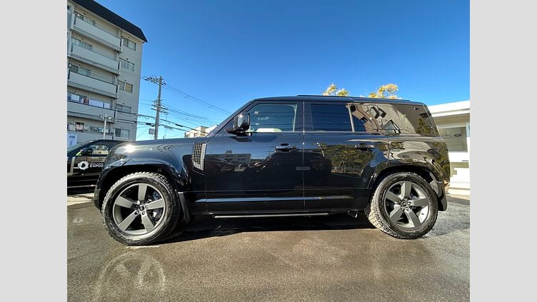 2025 認定中古車 Land Rover Defender 110 Santorini Black 3.0L D350 DynamicHSE