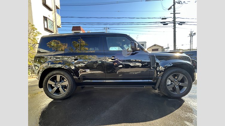 2025 認定中古車 Land Rover Defender 110 Santorini Black 3.0L D350 DynamicHSE