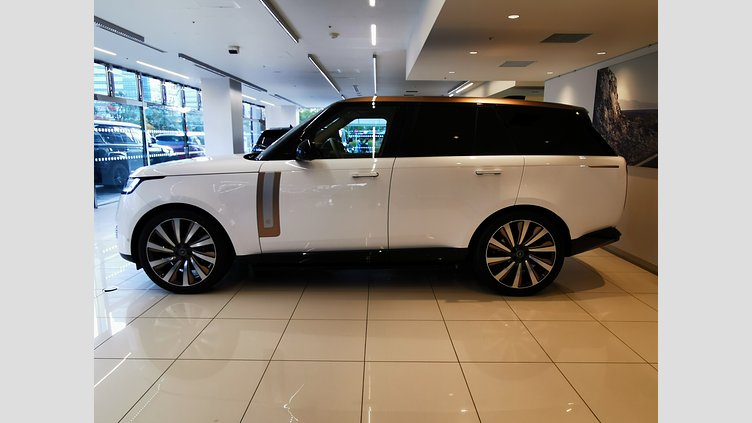 2023 認定中古車 Land Rover Range Rover Ostuni Pearl White 4.4L　ツインターボ SV　P530　SWB