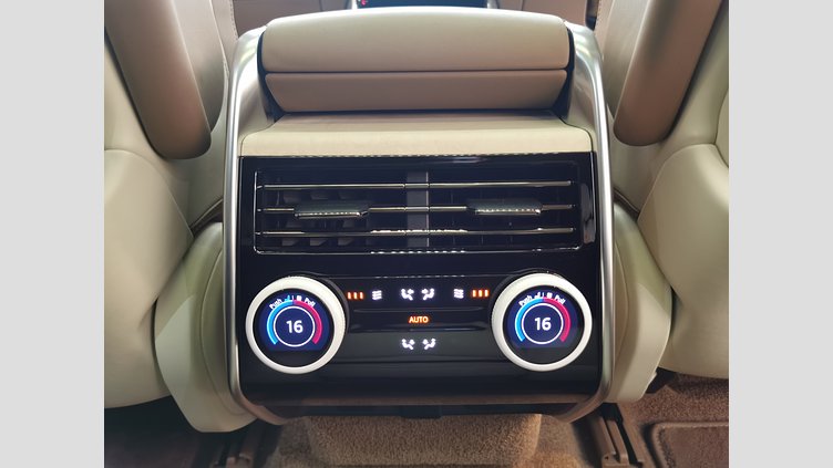 2023 認定中古車 Land Rover Range Rover Ostuni Pearl White 4.4L　ツインターボ SV　P530　SWB