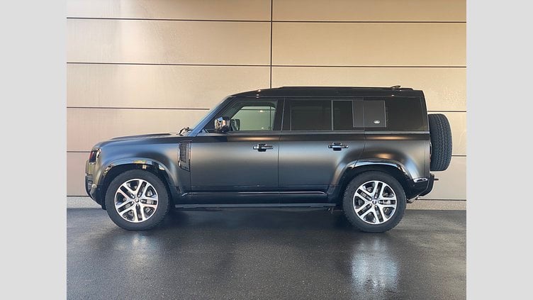 2023 認定中古車 Land Rover Defender 110 Santorini Black オートマチック イースナーエディション