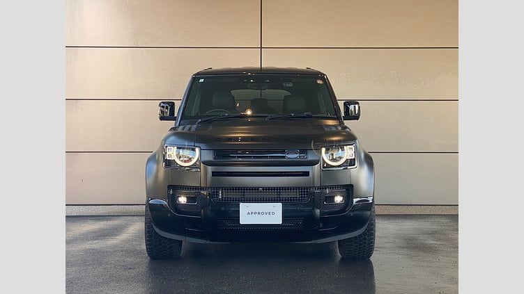2023 認定中古車 Land Rover Defender 110 Santorini Black オートマチック イースナーエディション