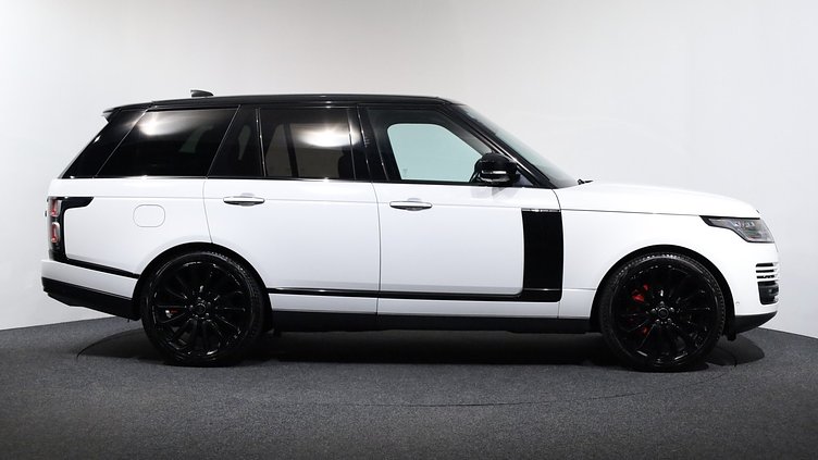 2021 Approved Land Rover Range Rover Fuji White P525 Vogue SE