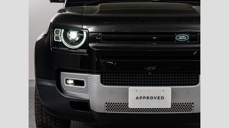2023 認定中古車 Land Rover Defender 110 Santorini Black 3L ディーゼルエンジン １１０Ｓ Ｄ３００