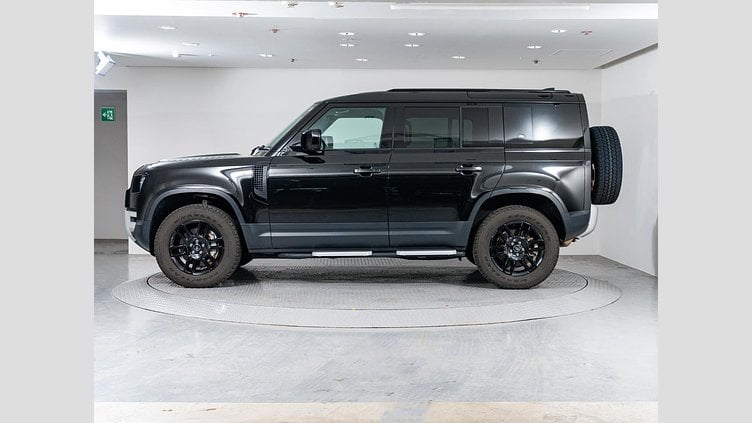 2023 認定中古車 Land Rover Defender 110 Santorini Black 3L ディーゼルエンジン １１０Ｓ Ｄ３００